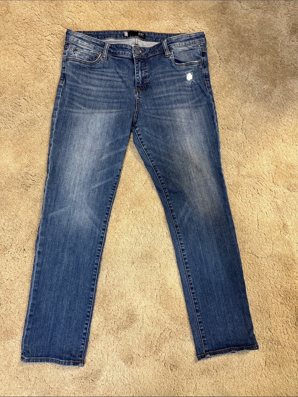 Kut from the Kloth straight leg jeans